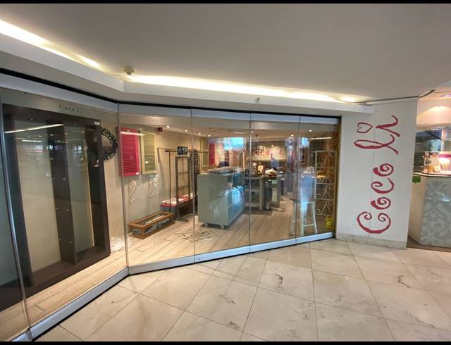 26M² RETAIL TO LET IN DE WATERKANT